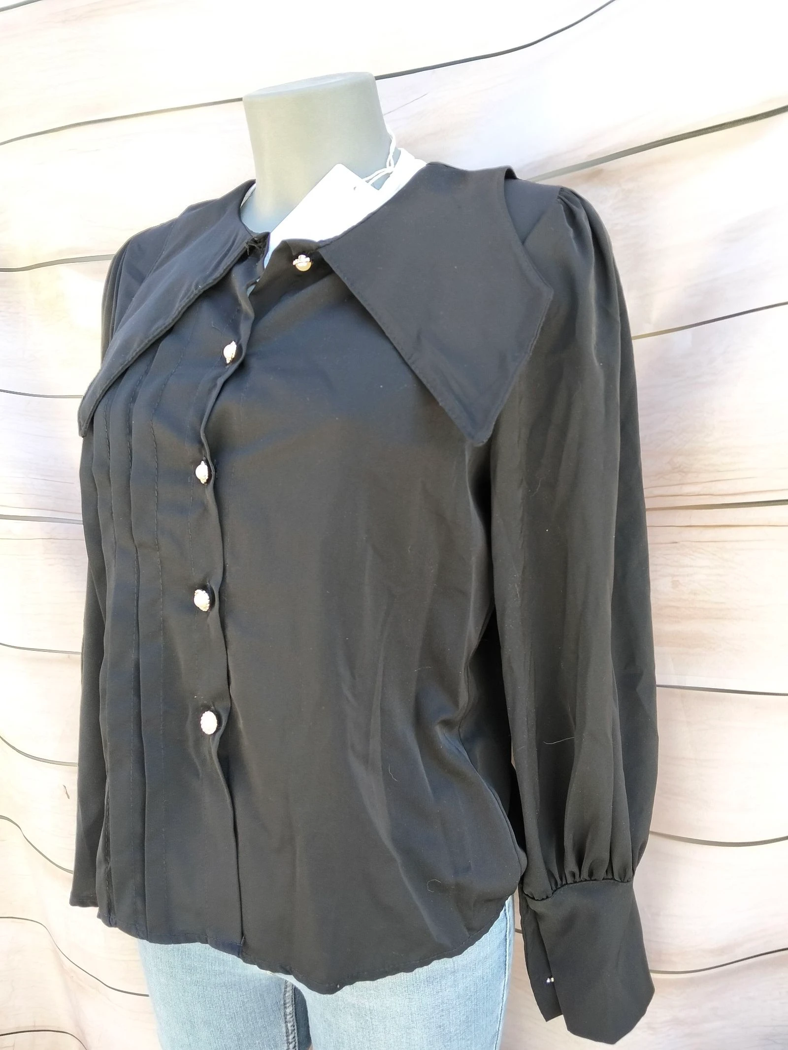 Camisa negra botones joya – photo 4